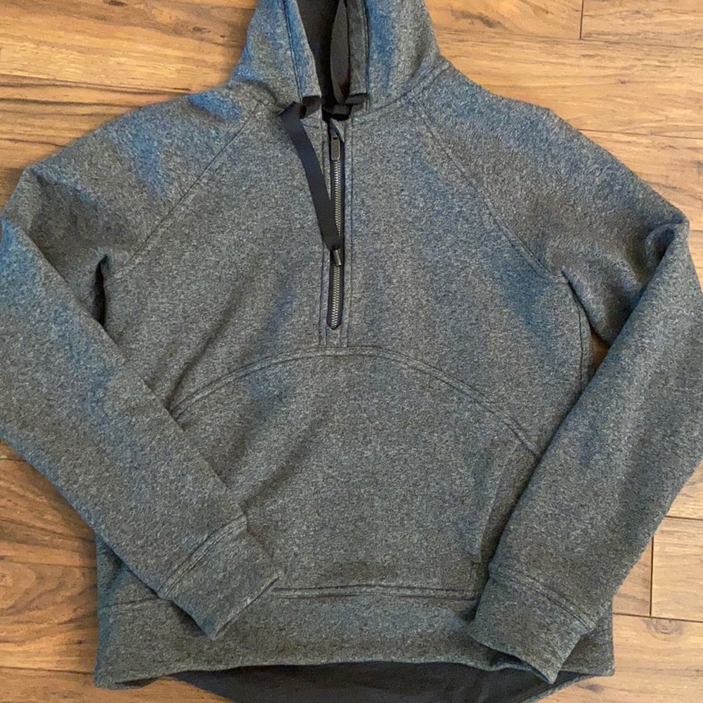 Size 6 Lululemon Half-zip hoodie